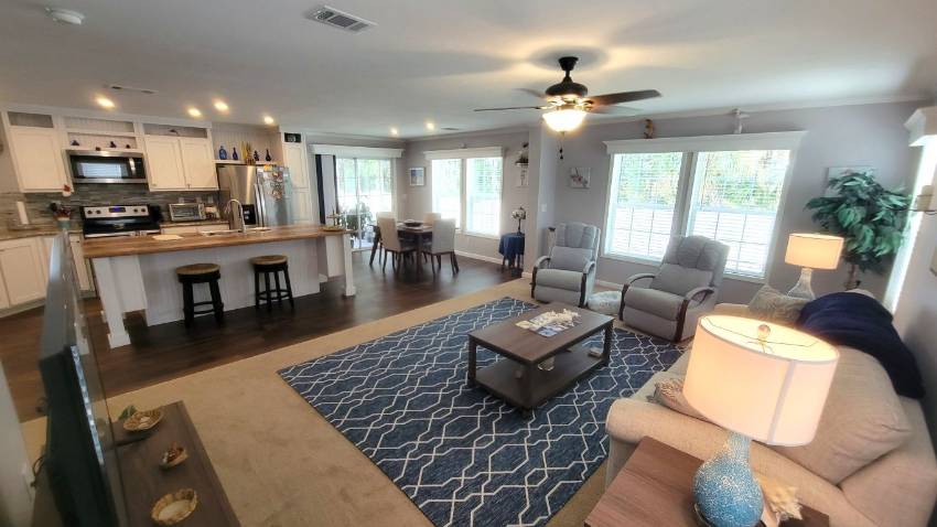 312 Siberian Cypress Circle a Winter Haven, FL Mobile or Manufactured Home for Sale